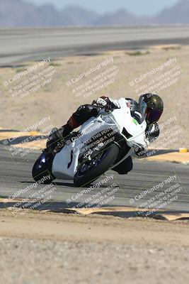 media/Oct-02-2025-Racers Edge (Thu) [[2c91cb6ab3]]/3-B Group/Session 4-Turn 12 (1pm)/